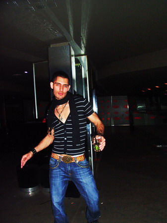 lifestyle/070412Party.Shocking.1\150.jpg